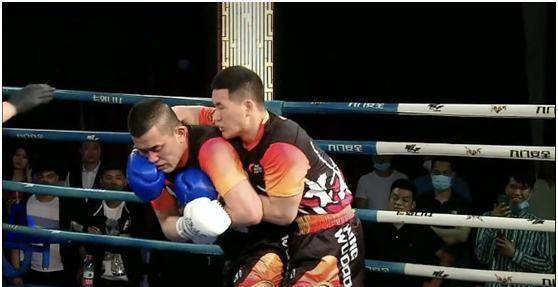 嘎子被骗后打拳击,露出恶狠狠表情一拳ko对手,四个月收入曝光_谢孟伟