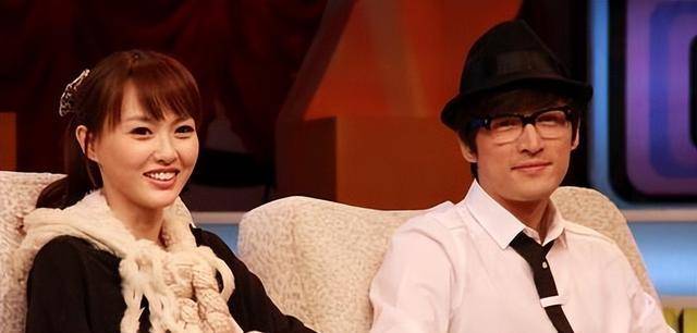 胡歌唐嫣聊了半天才发现直播?