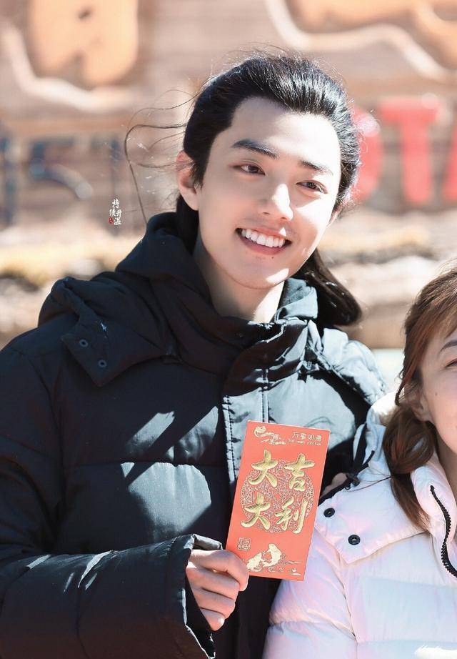 看到肖战《狼殿下》高清花絮,网友:花絮比正片好看!_战战_开心_红包