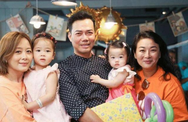 "laughing哥"一双儿女长大了,女儿神似父亲,6岁儿子很帅气_谢天华