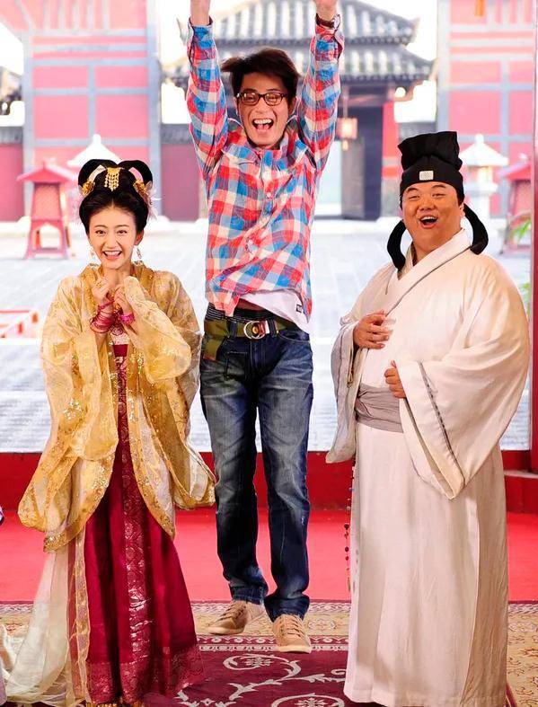 18年后《功夫》配角发展大不同,有人成烂片导演,有人成作曲家_黄圣依