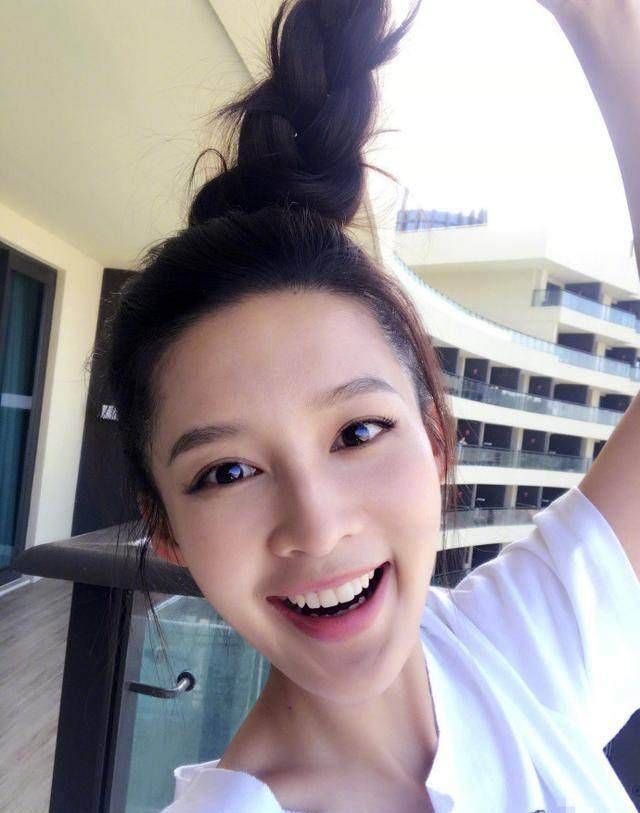 "元淳公主"李沁晒美照,变身麻花少女可爱爆棚_辫子_白鹿原_镜头