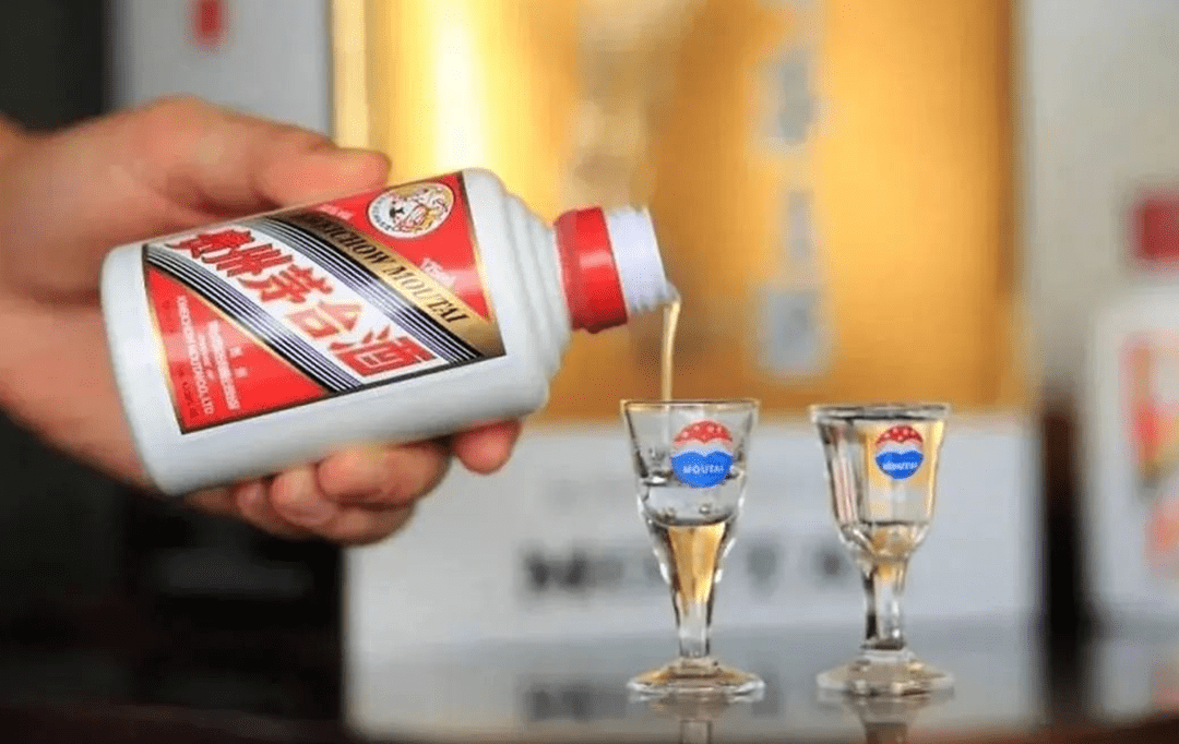 小酒排行_央视发布2023年新名酒排行,茅台痛失冠军宝座,五粮液差点出局(2)