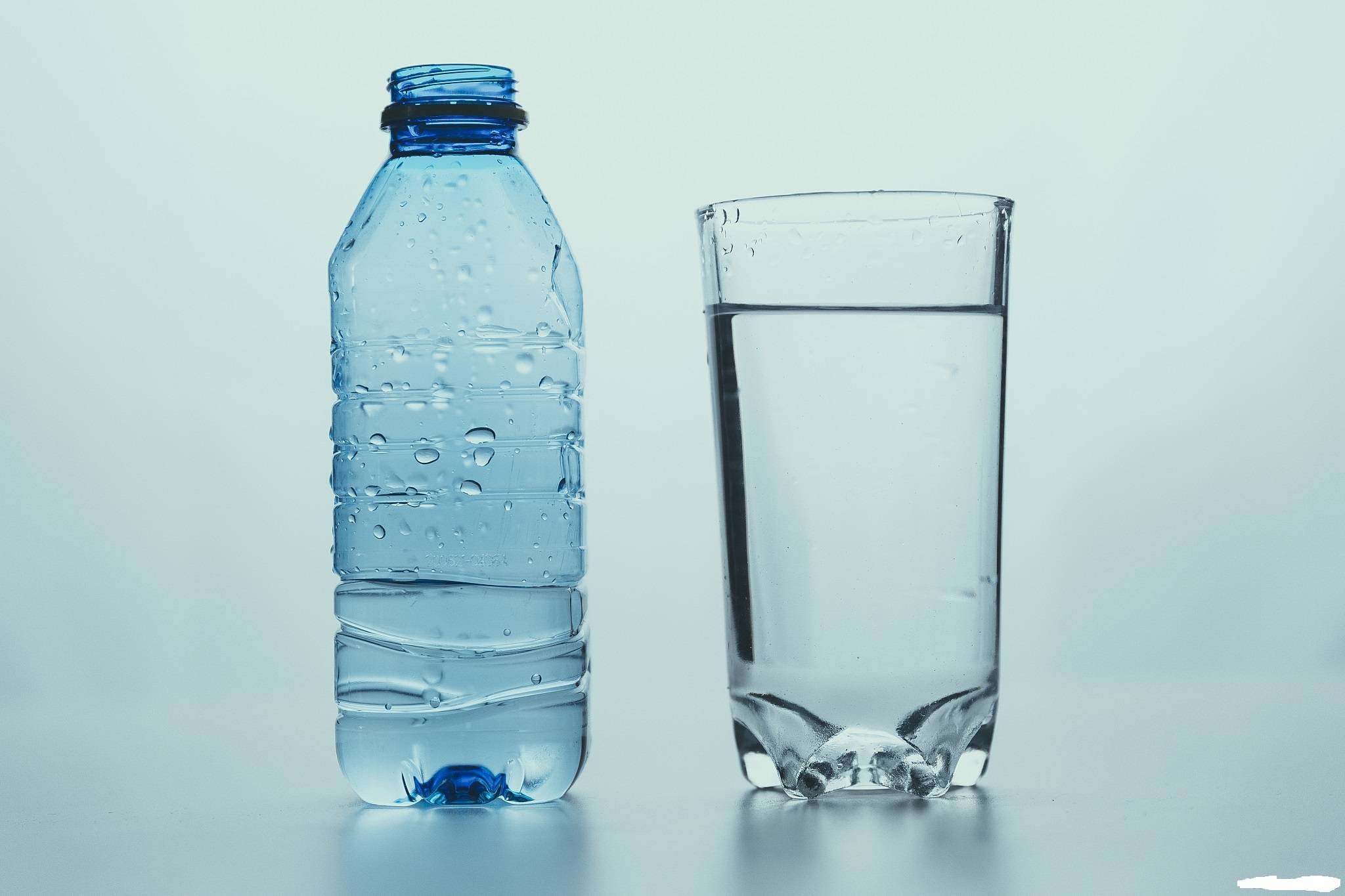 【沁添泉喝出活力】净水和纯水各自用途是什么_处理_设备_医疗