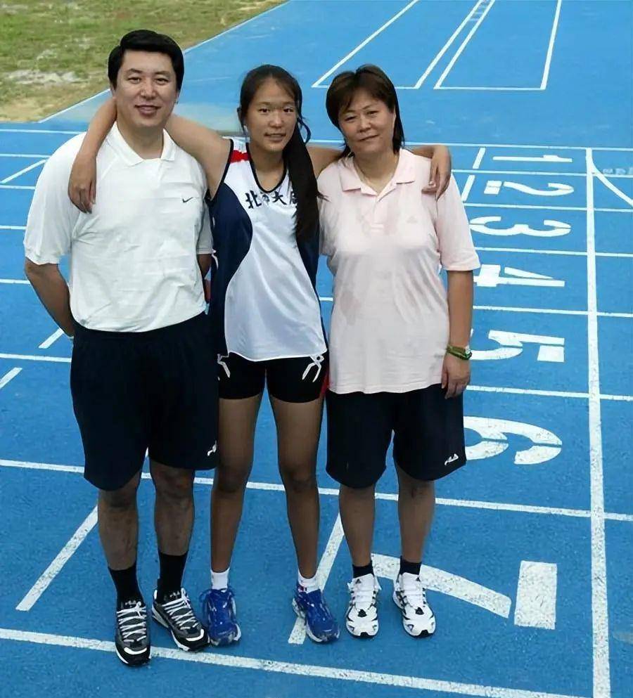 纠纷被地方队开除,一怒之下娶国家级女篮运动员_王立斌_身高_钱澄海