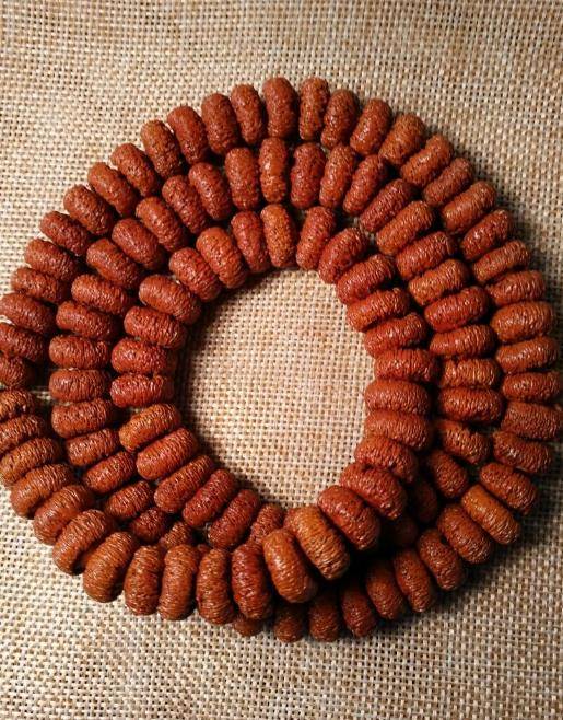 莲花菩提怎么盘玩包浆快?学会这5个小窍门,手串盘的红又亮!