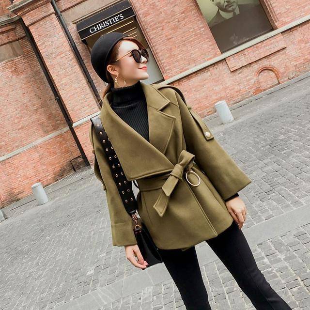 萱客搭配着手瞬间就让你从人潮中脱颖而出