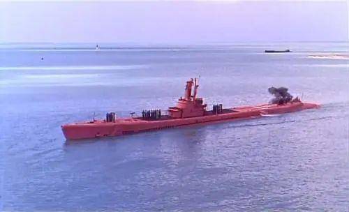 蒙巴顿粉潜水艇