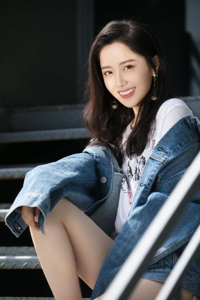 王艺瑾性感美腿写真图片-搜狐大视野-搜狐新闻