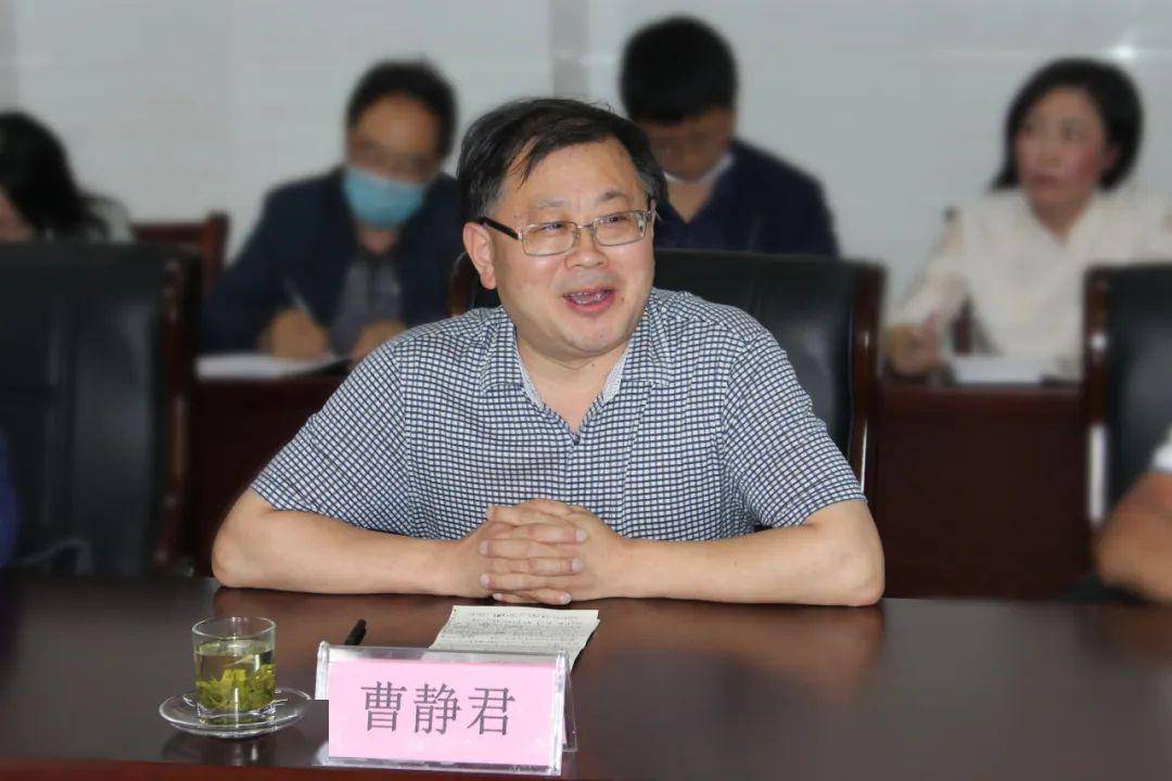 会后,王巍部长,欧阳小刚副县长还实地视察了学校相关项目建设,提出了