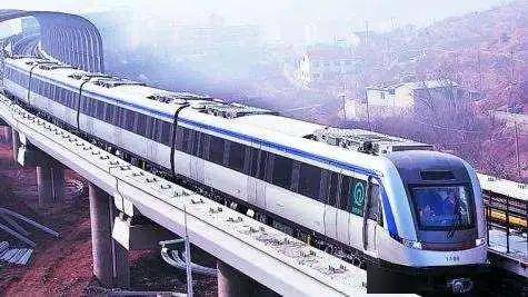 地铁m3号线的贯通则为新都心带来了更大的人气,尤其是在地铁2号线,11