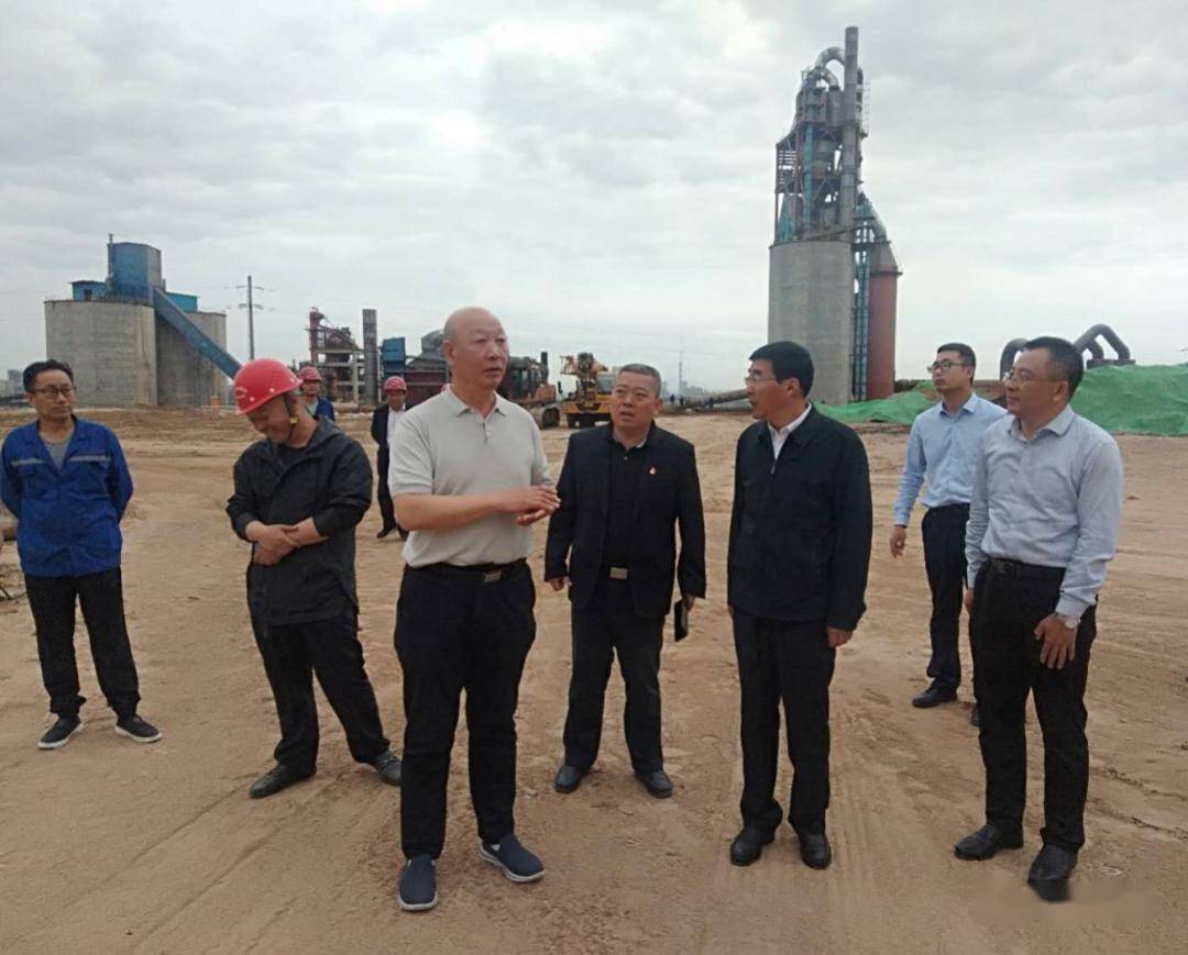时讯河津市委副书记市长何伟深入龙门村调研