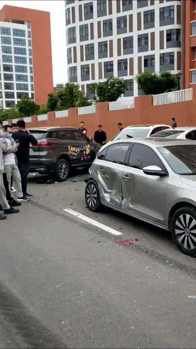 即墨大众一路发生一起严重交通事故!警方通报来了!