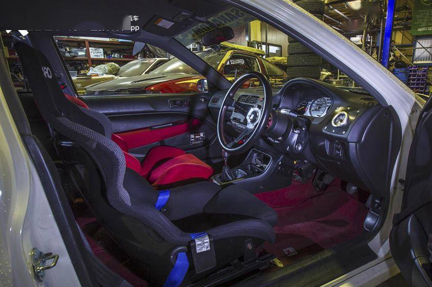 白素美的本田思域ek9曾经是大阪高速上的靓仔