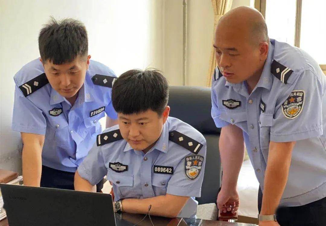 2020年4月7日8时30分,城关派出所接到辖区群众报警称:在4月6日晚21时