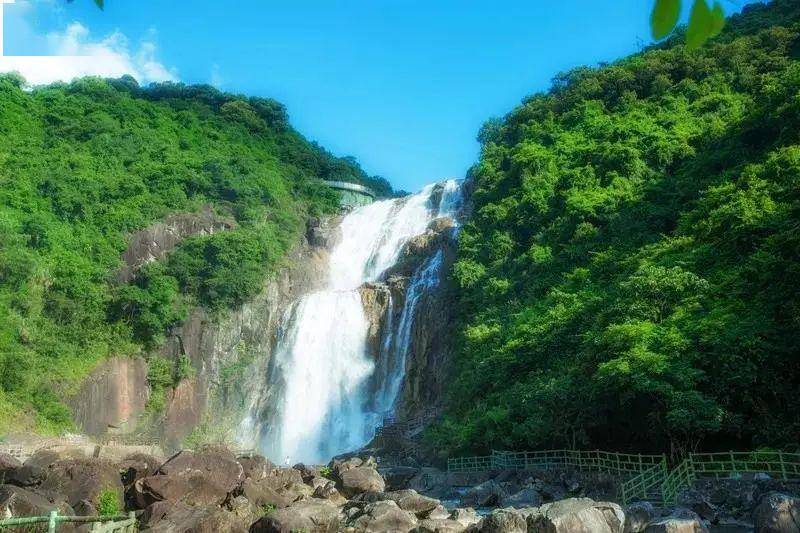 【畅游山泉水泳池|打卡网红梯田瀑布】