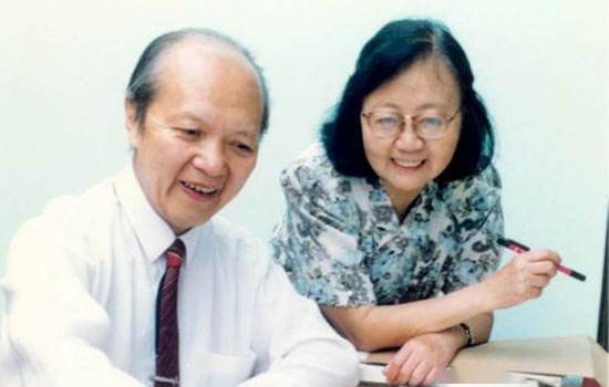 钟南山谈妻秒变笑脸:幸福的婚姻,是成为彼此的"合伙人"_李少芬