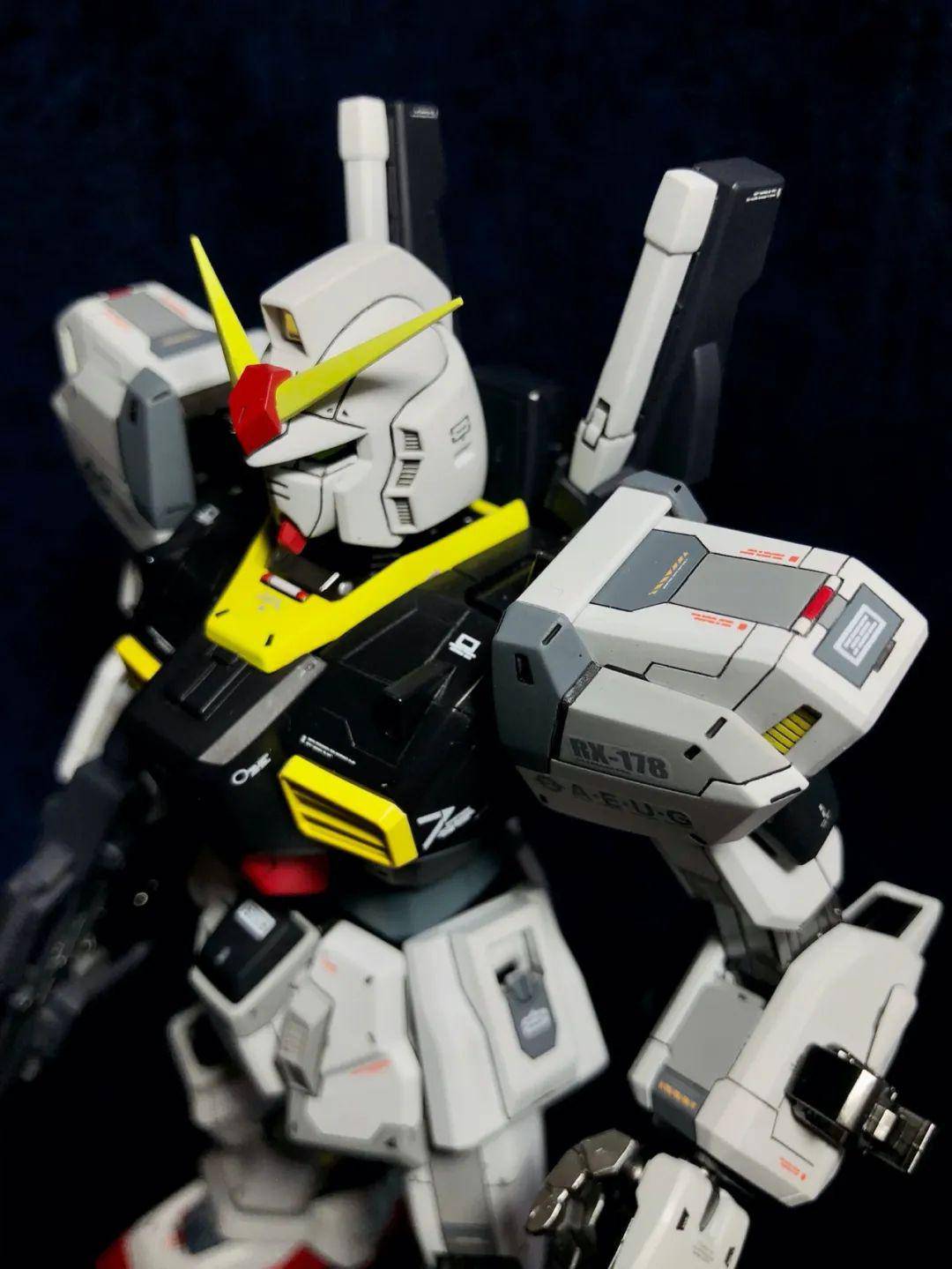 颜色表打底:郡士1000灰补,究极nb灰补,究极底漆黑,匠域超级白骨架