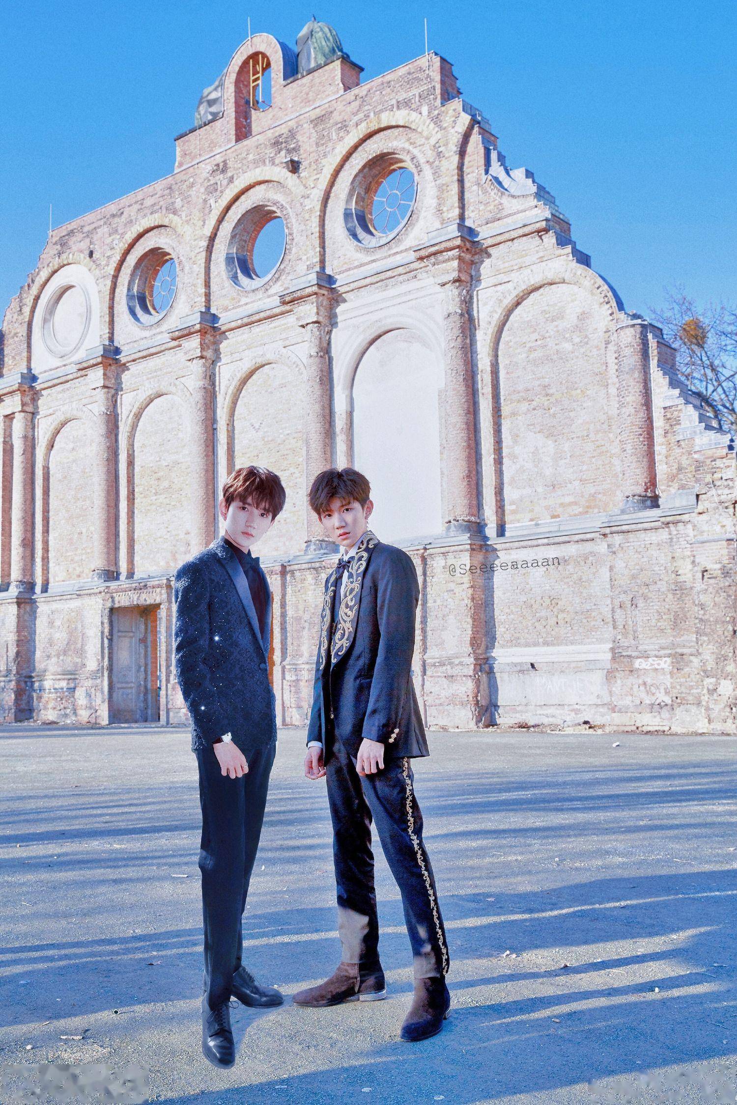 王源cp情侣图照来袭,酷帅十足的双生源哥