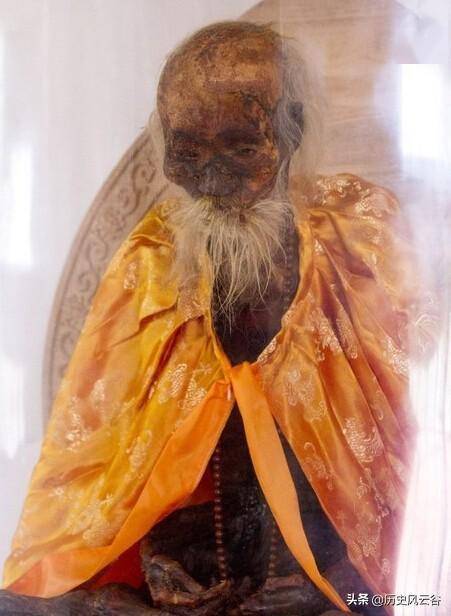 世界未解之谜,高僧圆寂千年肉身不腐?x光扫描有了惊人发现
