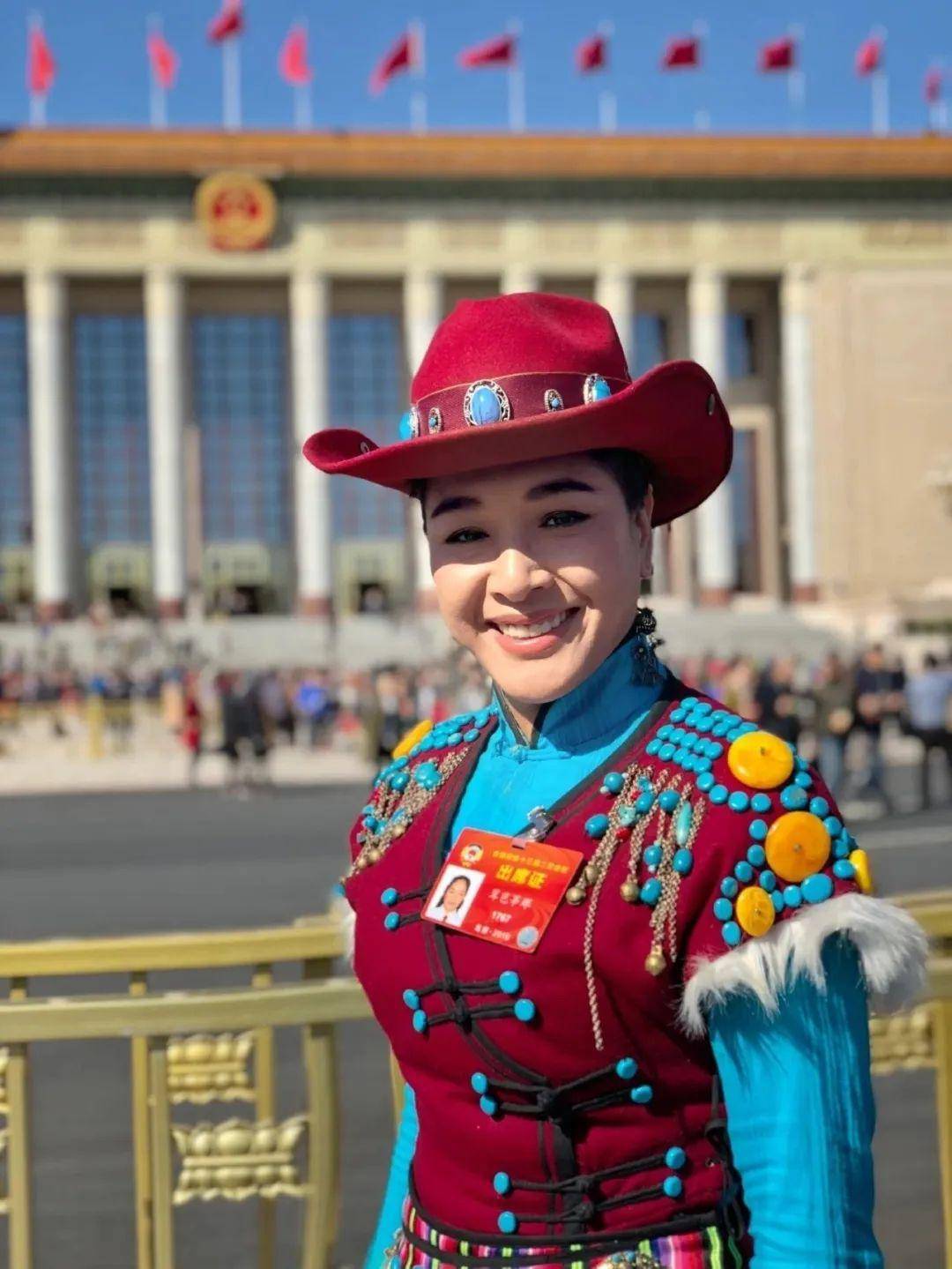 住滇全国政协委员茸芭莘那提升人口较少民族文化的国际能见度