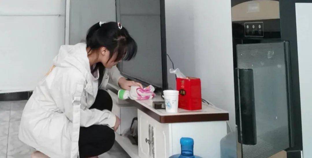 定兴三中高二学生风采