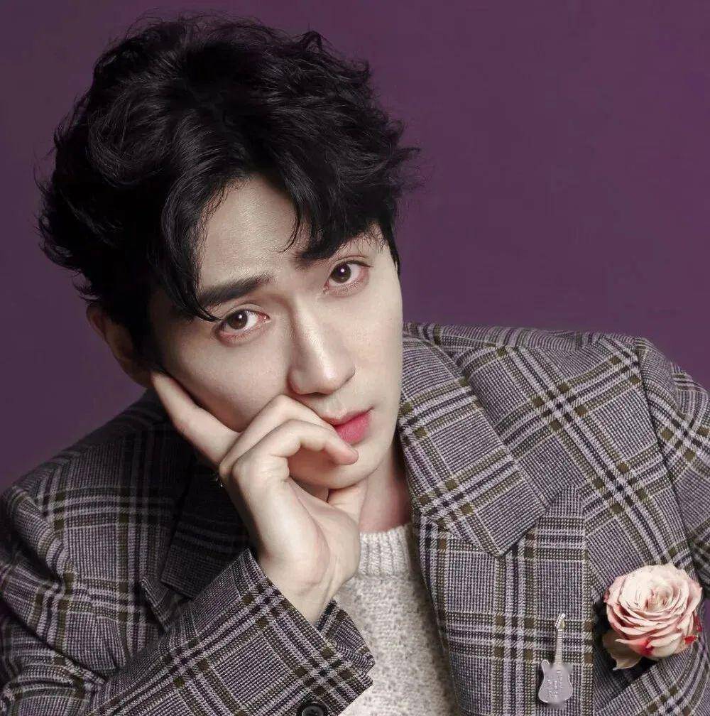 微信头像朱一龙