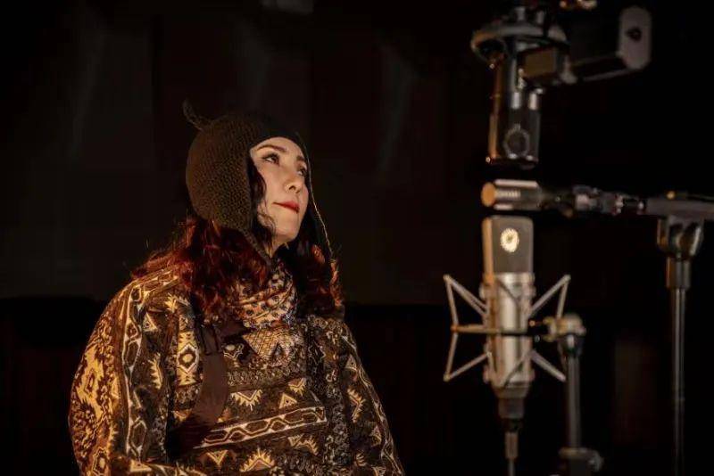 靓碟试听直击灵魂的天籁女声娜仁其木格家园