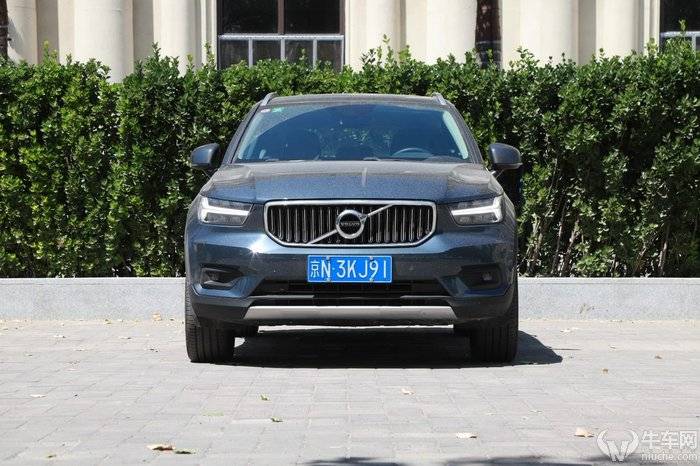对待豪华得有点态度试驾沃尔沃xc40t4
