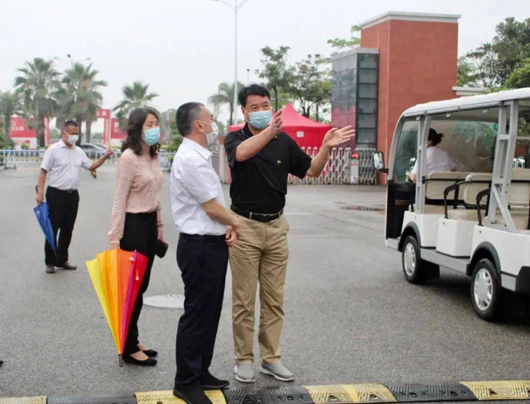 福建省体育局党组成员驻局纪检监察组组长邓世章一行到厦门东山调研