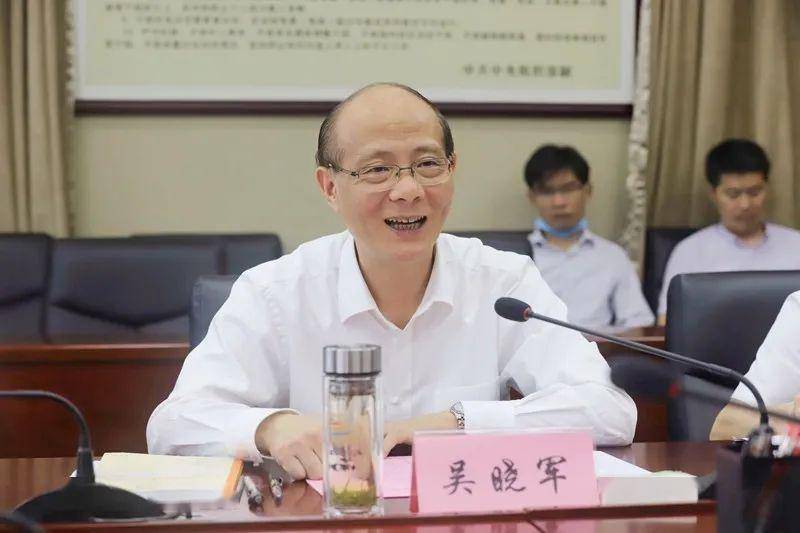 省委常委南昌市委书记吴晓军到省统计局走访指导