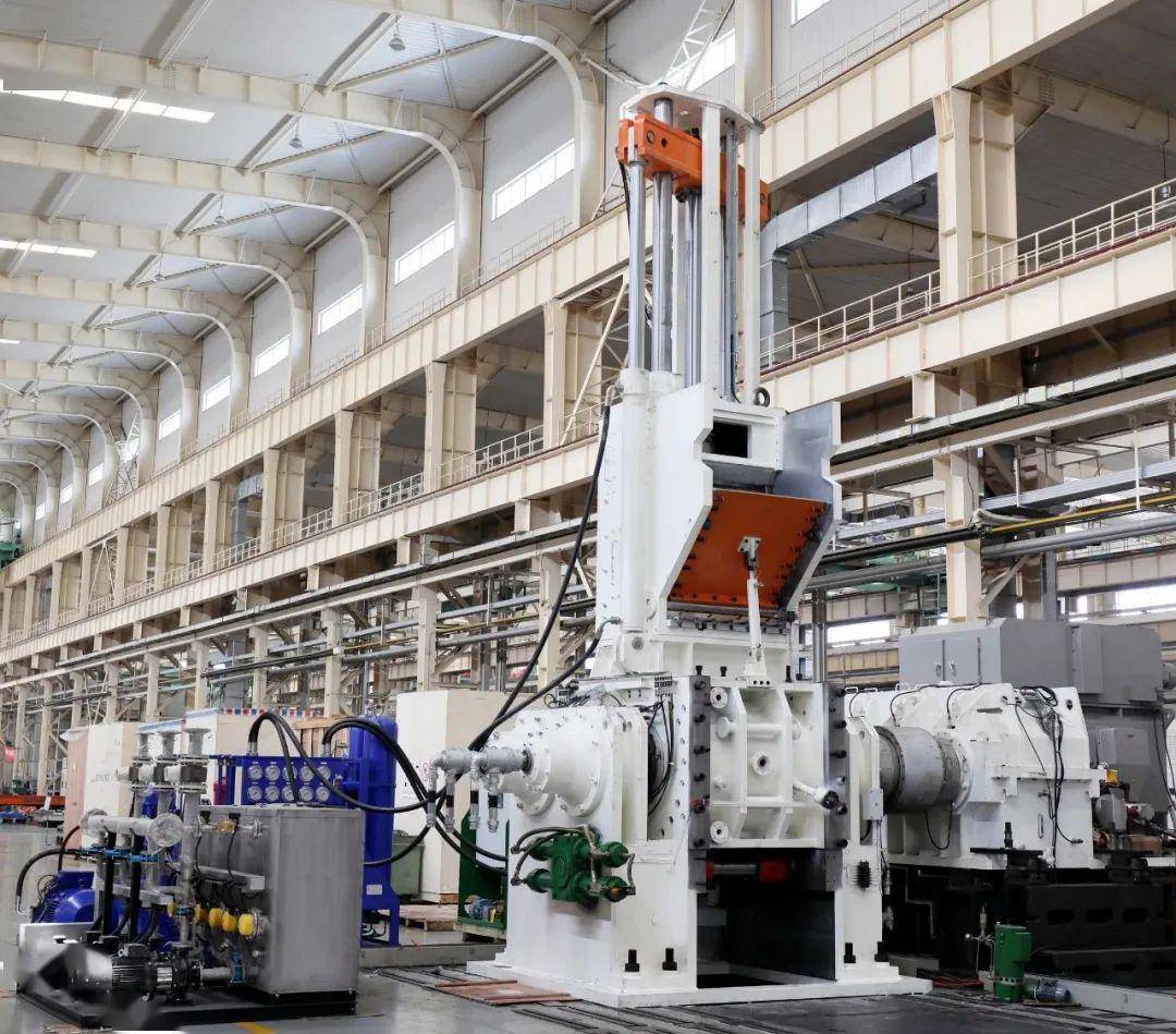 轮胎设备新动向:密炼机向大规格啮合型发展