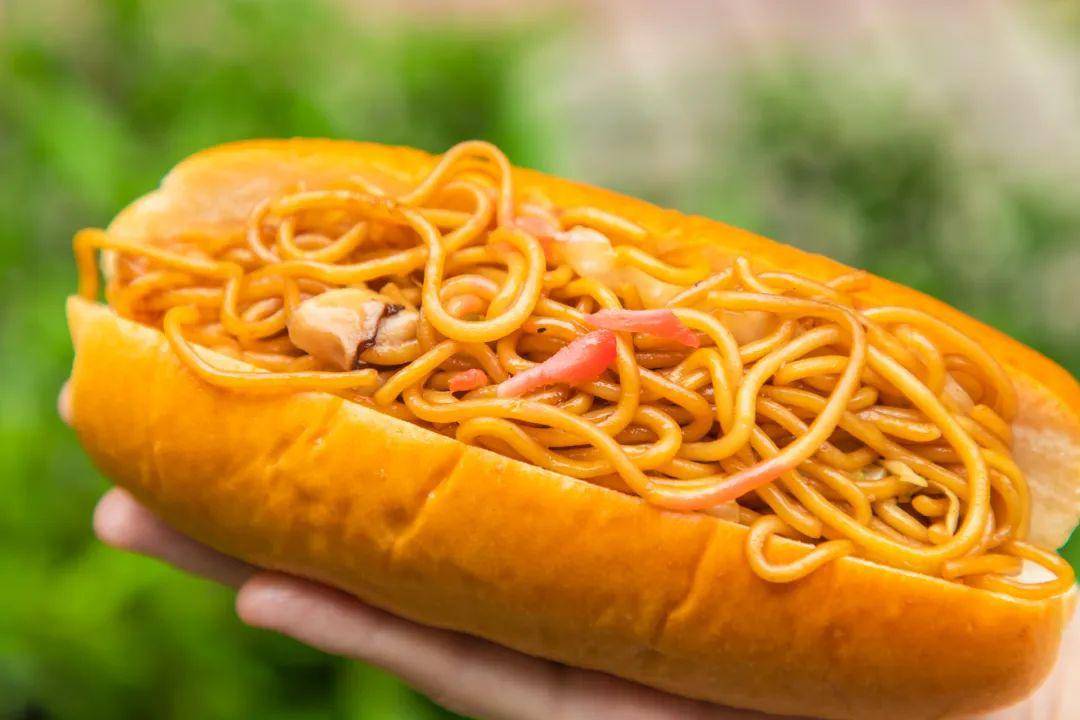 日漫里的炒面面包藏在天河的日式杂货铺中