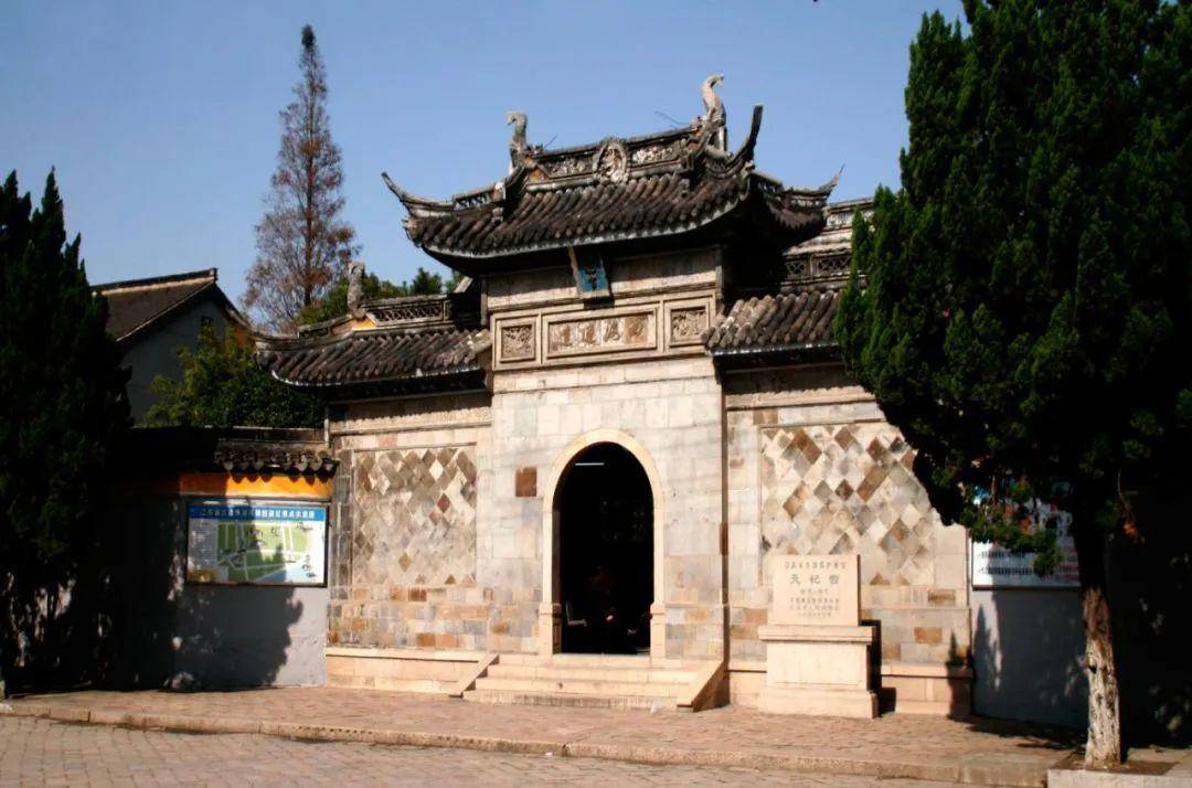 並在周圍建立倉庫91座, 每年盡收江南蘇,松,杭,嘉,湖5府 糧食數百萬石