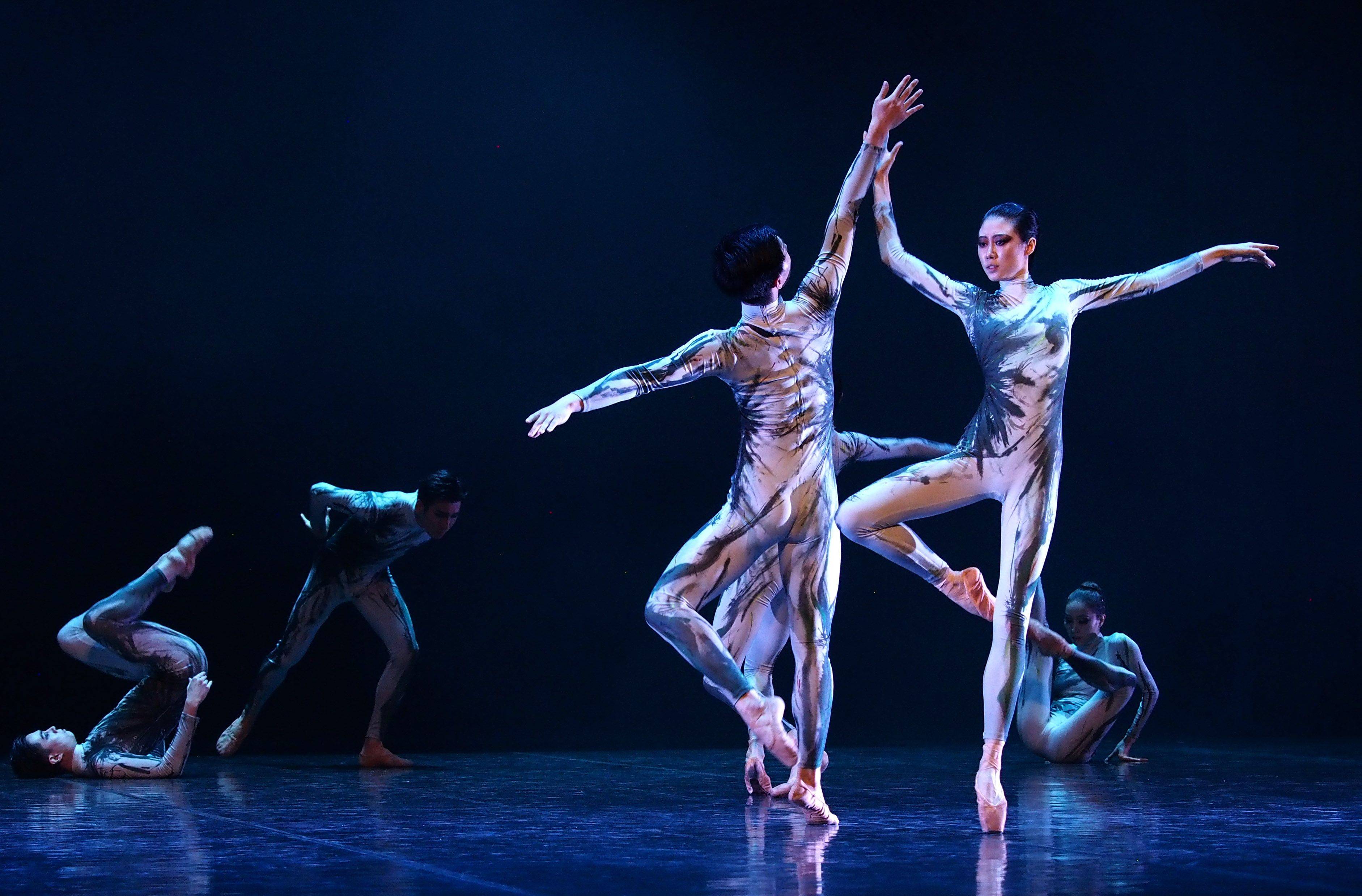 上海芭蕾舞团上演原创现代芭蕾专场