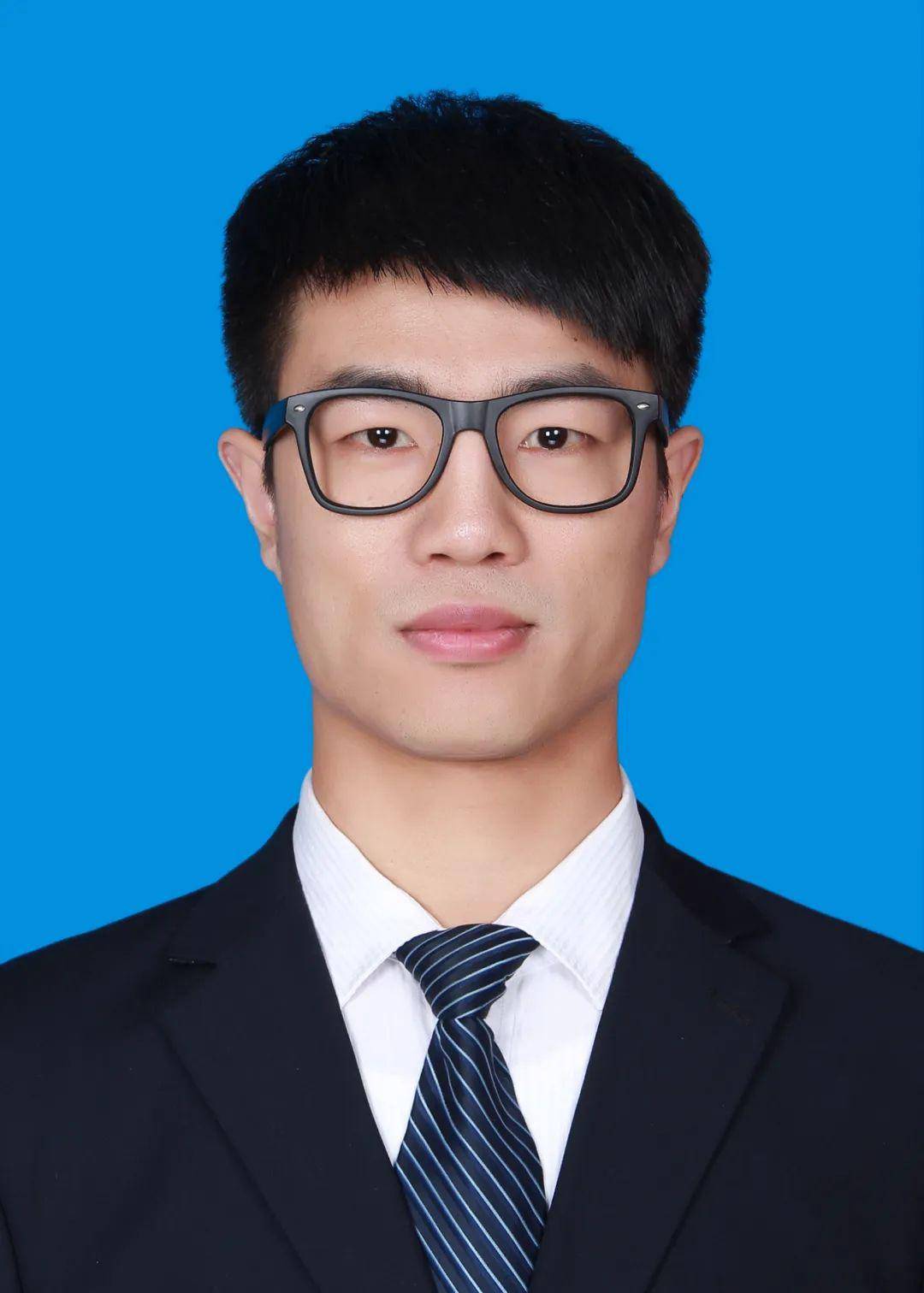 张瑞瑞,湖南科技大学信息与电气工程学院硕士研究生, 主要研究方向为