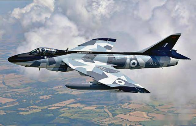 英国战后最成功的战斗机霍克猎人首飞近七十年后浴火重生