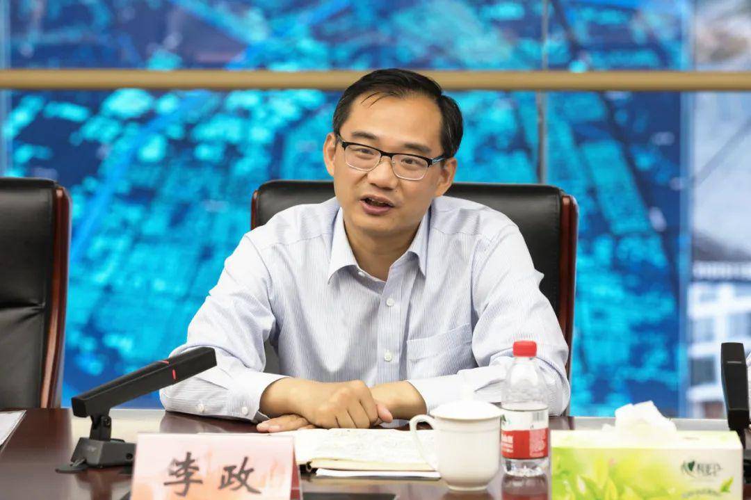 推进两张网建设提升城乡治理现代化水平崇明区政府与上海仪电签署战略