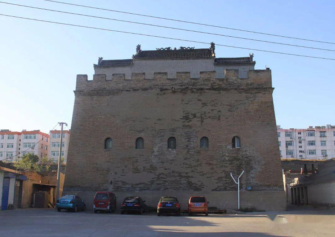 神秘的河曲长城护城楼,为啥上面还有座庙?