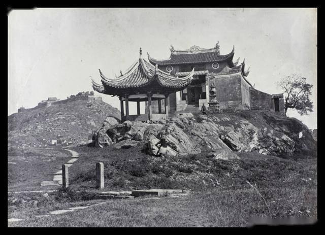 1870年代宁波镇海老照片,镇海城门城墙,招宝山,海防炮