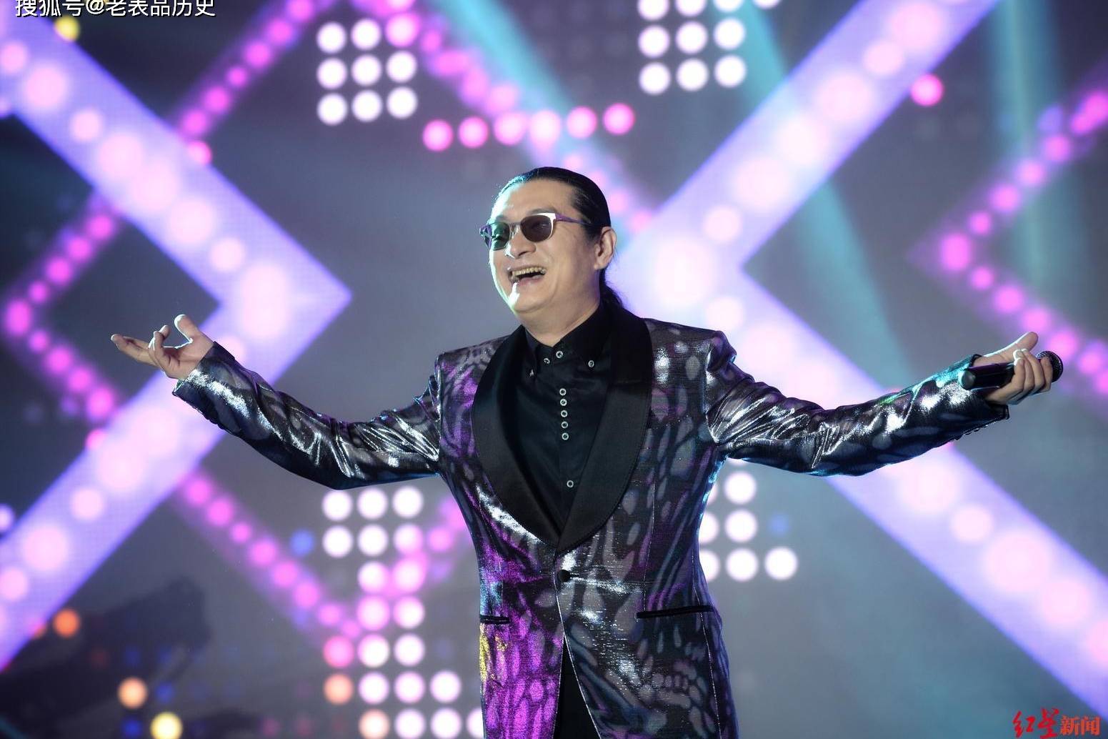 样样红黄安演唱歌声悠扬而温柔浪漫仿佛回到青春少年时