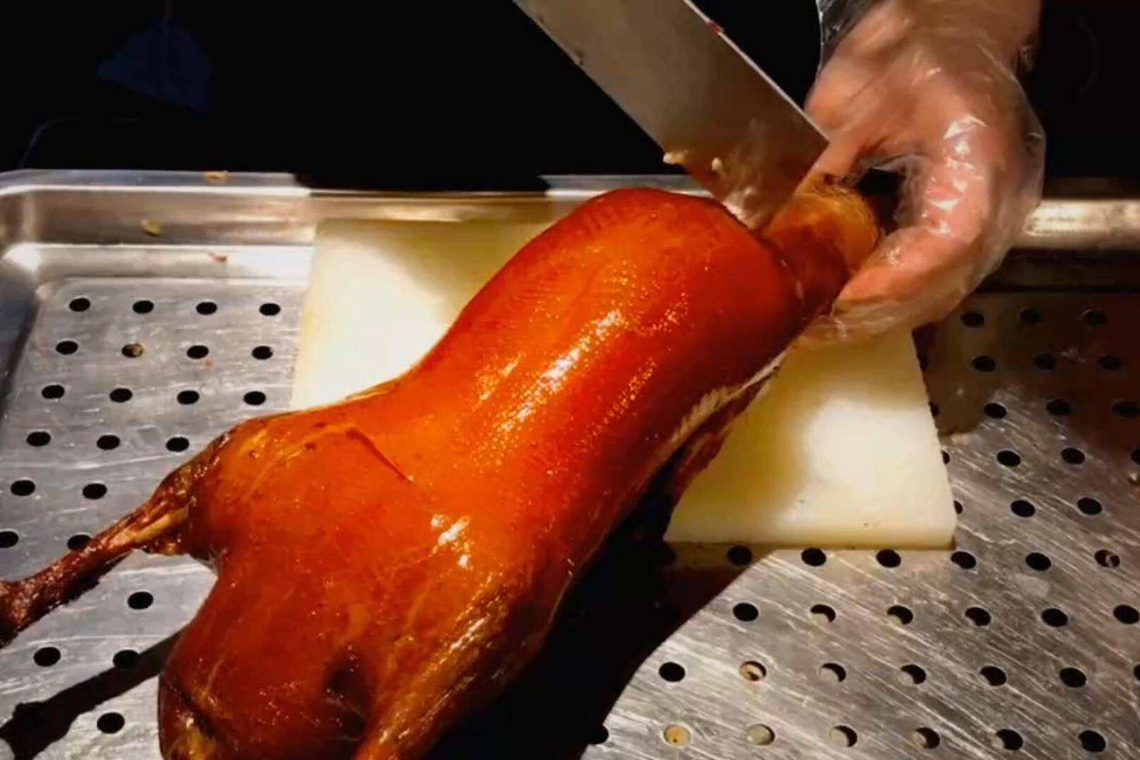 片皮鸭技术教程脆皮烤鸭挂浆配方北京果木烤鸭