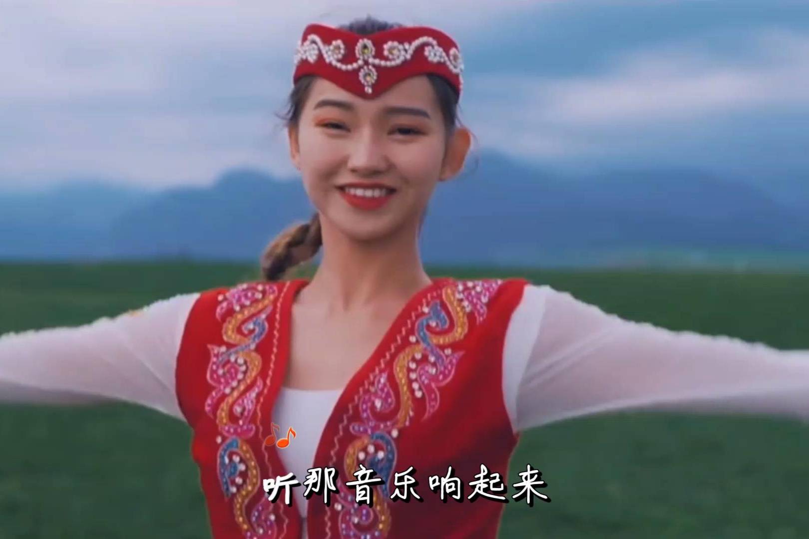 美丽公主组合欢快地跳吧新疆风情欢快动听
