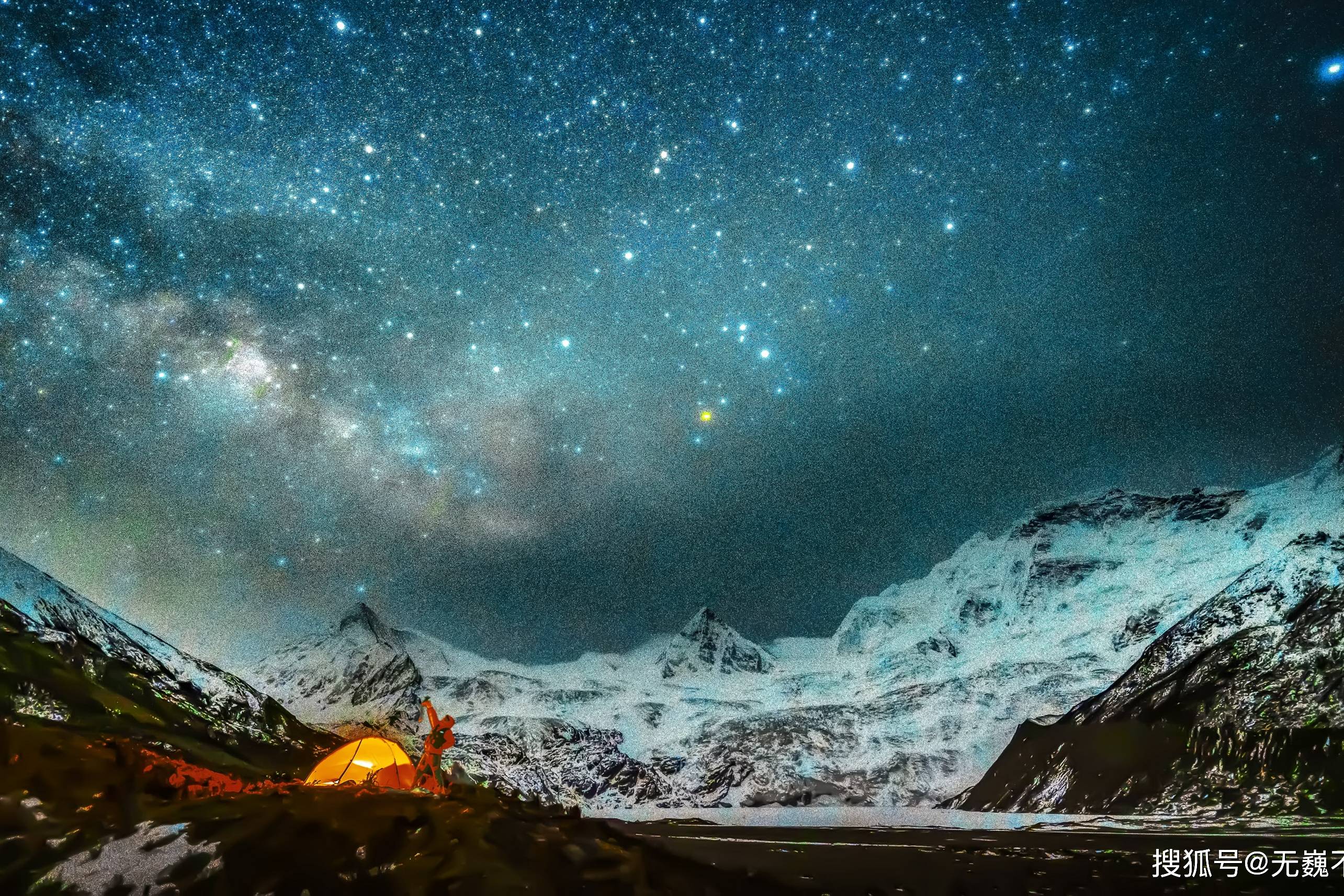 航拍萨普神山雪山星空悉数看遍