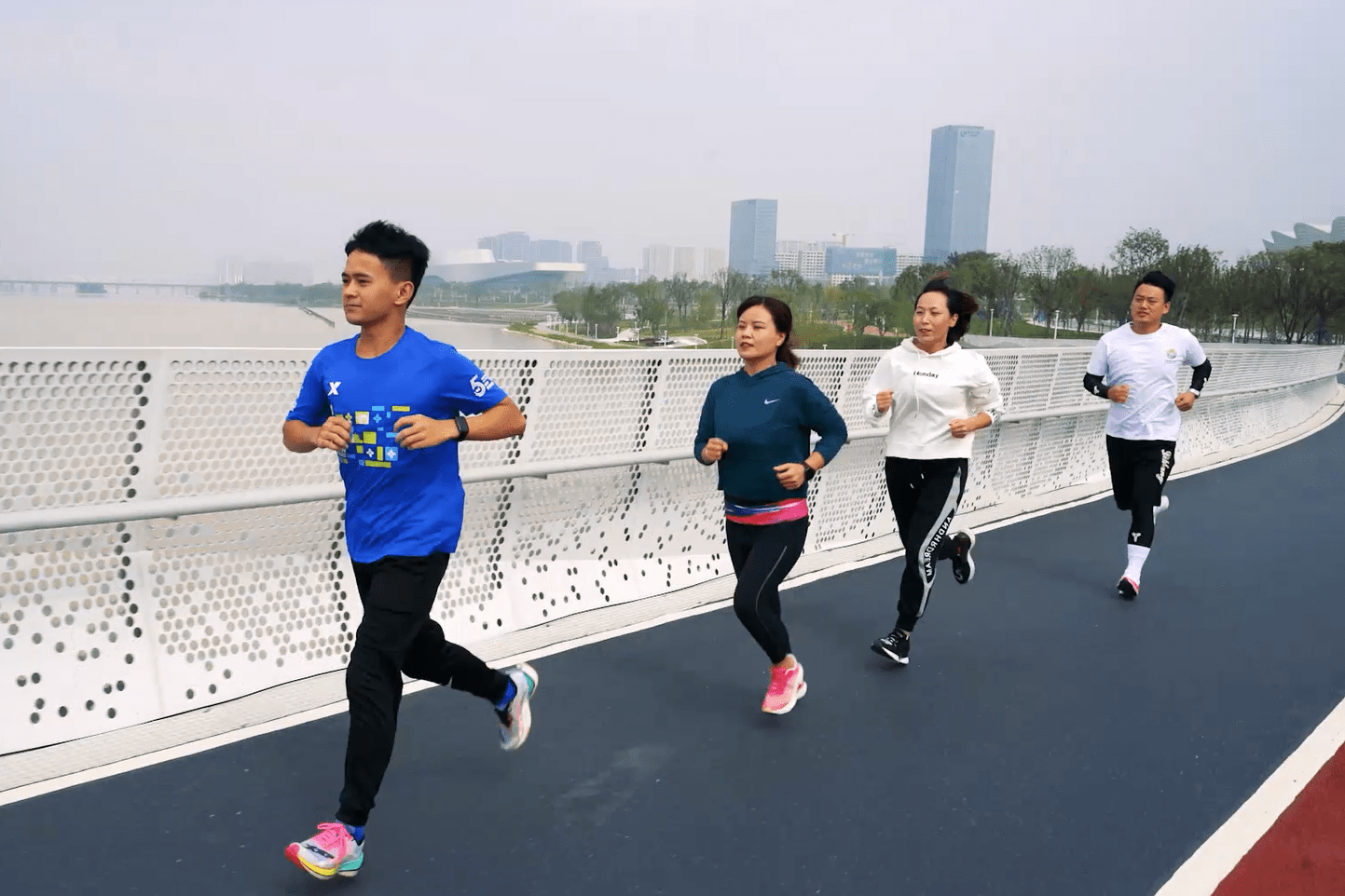 打卡西安跑步圣地西安奥体中心