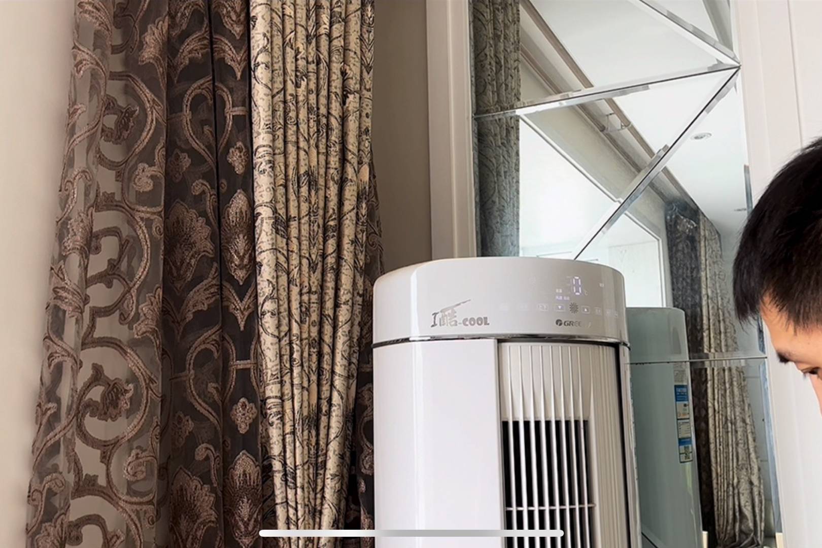 格力i酷圆柱空调拆机过程