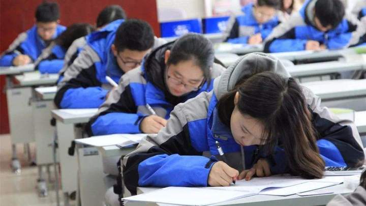 高考复读和选择专升本，哪个难度更大？