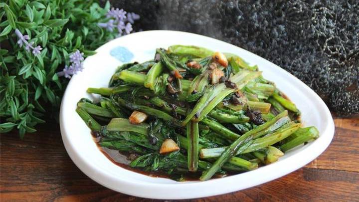 油麦菜是下火清热的蔬菜吗？