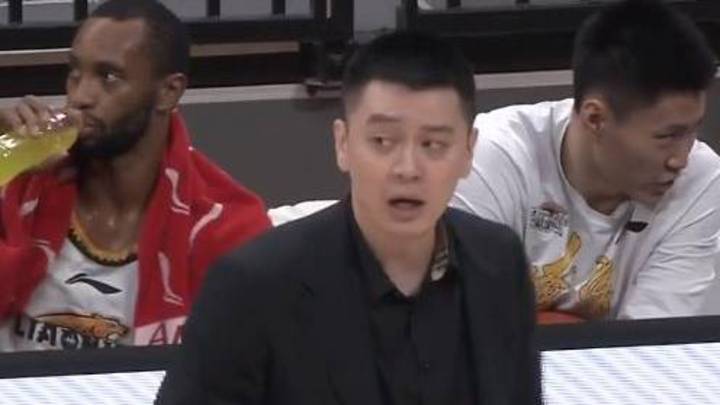 辽篮国手张镇麟半场16分，你看好他在季后赛的表现吗？