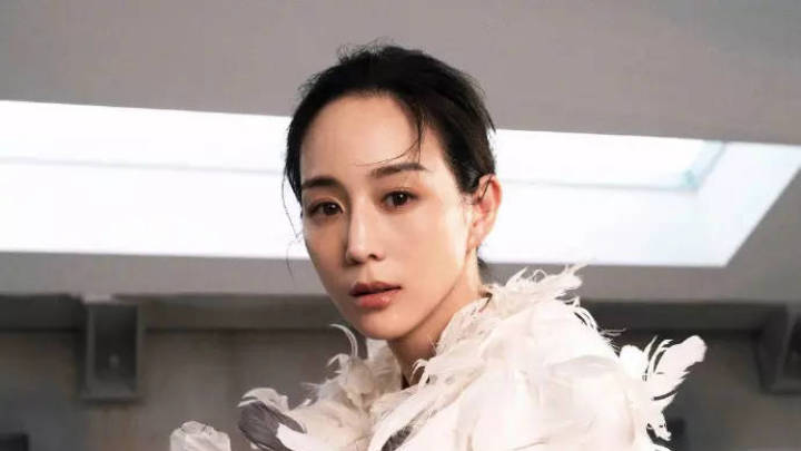 张钧甯官宣与导演柯汶利恋情，她称妈妈对男方印象不错，你觉得是真的吗？